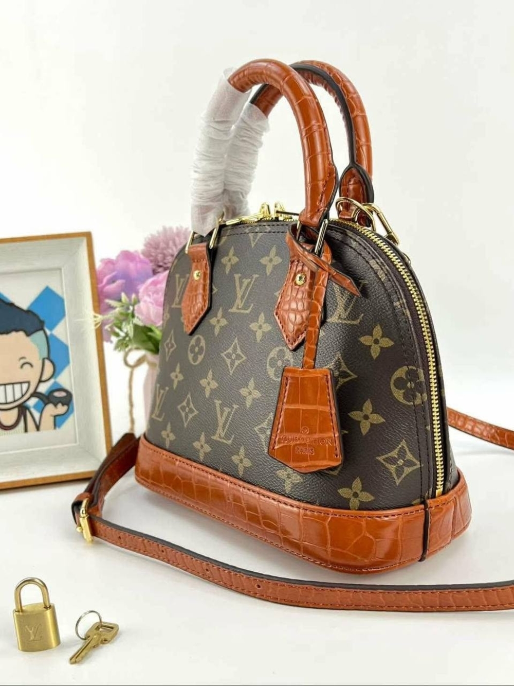 Louis Vuitton Monogram Alma BB Satchel in Brown/Caramel - Picture 4 of 9